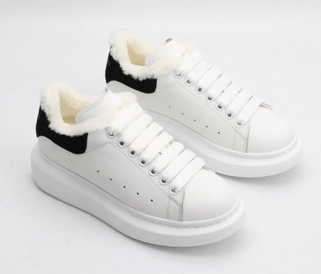 White / Black - Fur Insole