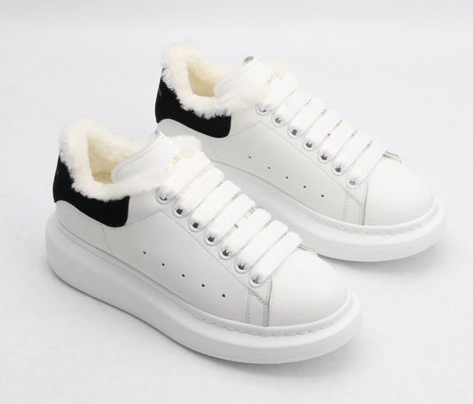 White / Black - Fur Insole