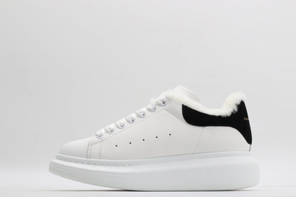 White / Black - Fur Insole