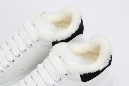 White / Black - Fur Insole