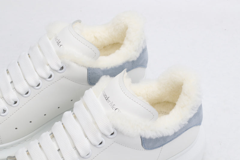 White / Blue - Fur Insole