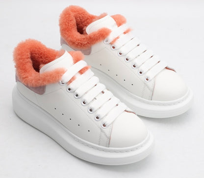 White / Pink - Orange Fur Insole